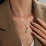 زنجیر نقره‌ ای (Silver Chain)
